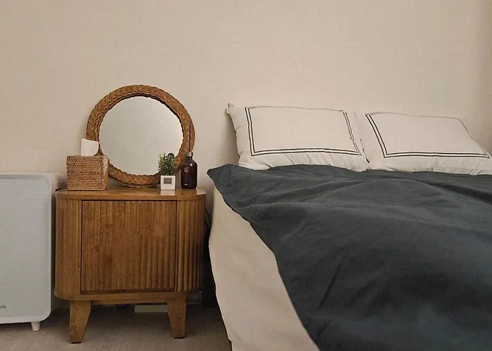 아파트 10-minutes From Station&gyeongbokgung, 2 Bed Rooms, 1 Workspace 서울특별시