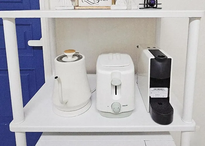 10-minutes From Station&gyeongbokgung, 2 Bed Rooms, 1 Workspace 아파트